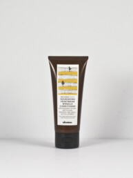 DAVINES NATURAL TECH NOURISHING VEGETARIAN MIRACLE CONDITIONER - CAPELLI SECCHI 60ML