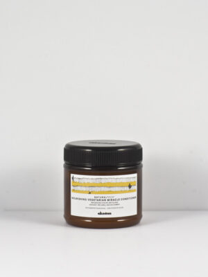 DAVINES NATURAL TECH NOURISHING VEGETARIAN MIRACLE CONDITIONER - CAPELLI SECCHI 250 ML
