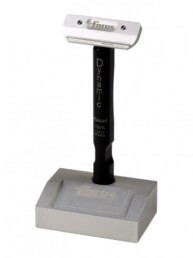 RASOIO DYNAMIC R48 FOCUS NERO CON BASE DI SUPPORTO
